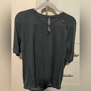 lululemon athletica Black Short Sleeve Tee